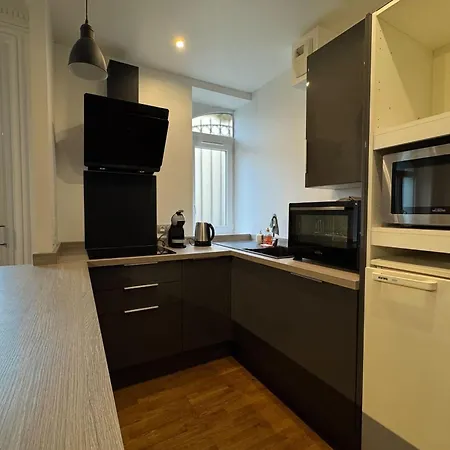 Apartment Spacious T2 Near The Chateau De *