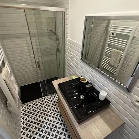 Apartment Spacious T2 Near The Chateau De Caen