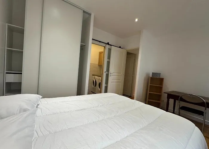 Charming In The Center Of Appartamento