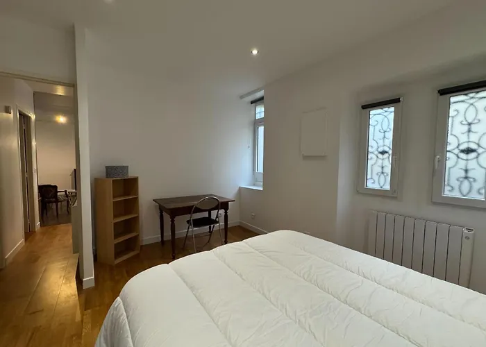 Charming In The Center Of Appartamento